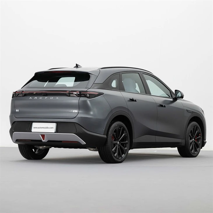 ArcFox Alpha T5 Electric Crossover long range 
