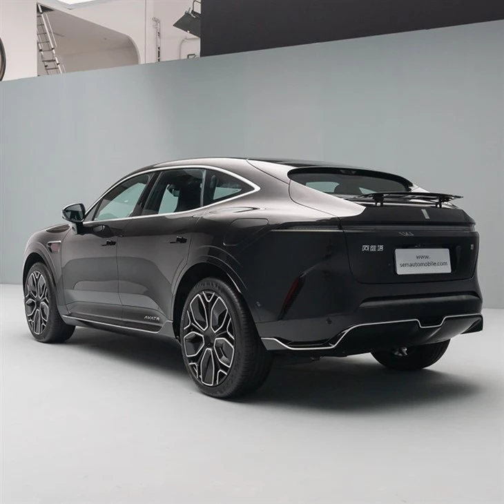 AVATR 011 fully-electric SUV