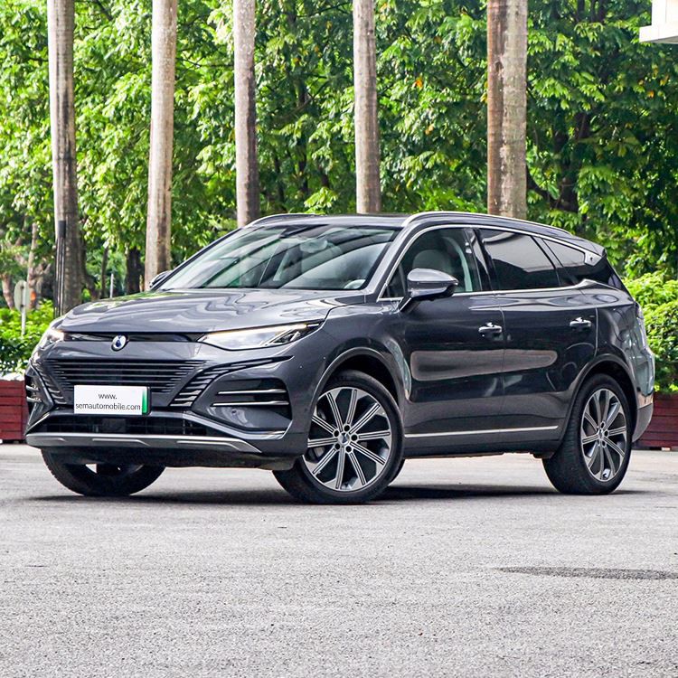 BYD Denza N8 DM-P vehicle